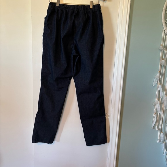 Vintage Chic Stretch Jeans - Picture 3 of 6
